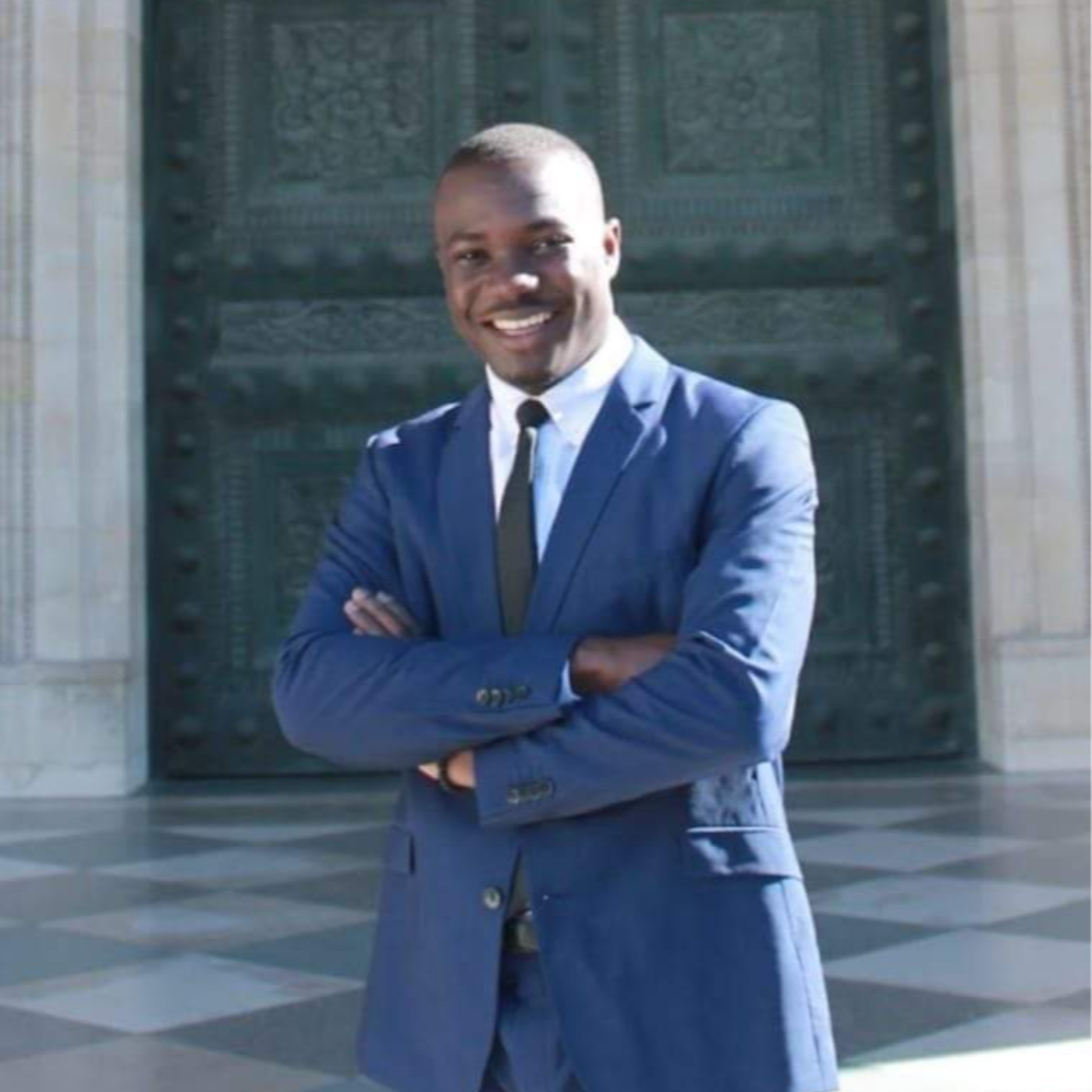 Carlyle Gbéi