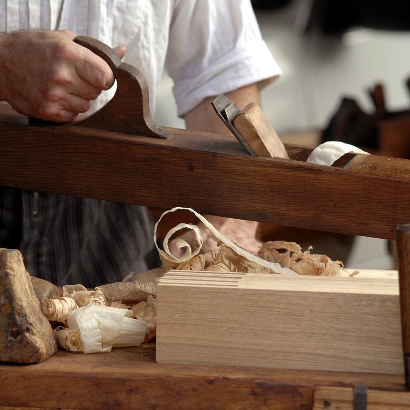 Des mains et des yeux