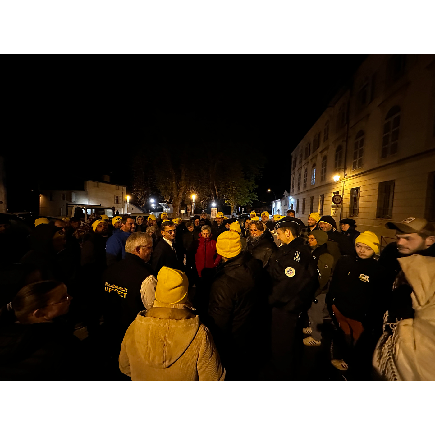 episode cover Hausse du GNR : e préfet Hervé Brabant est allé à la rencontre des agriculteurs et a promis de relayer leurs revendications auprès du gouvernement