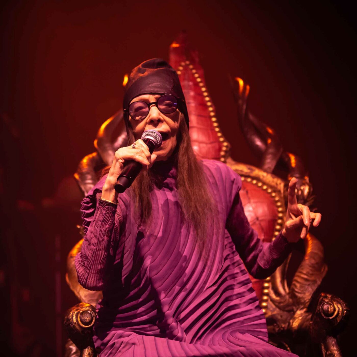 Brigitte Fontaine – What a fucking night !