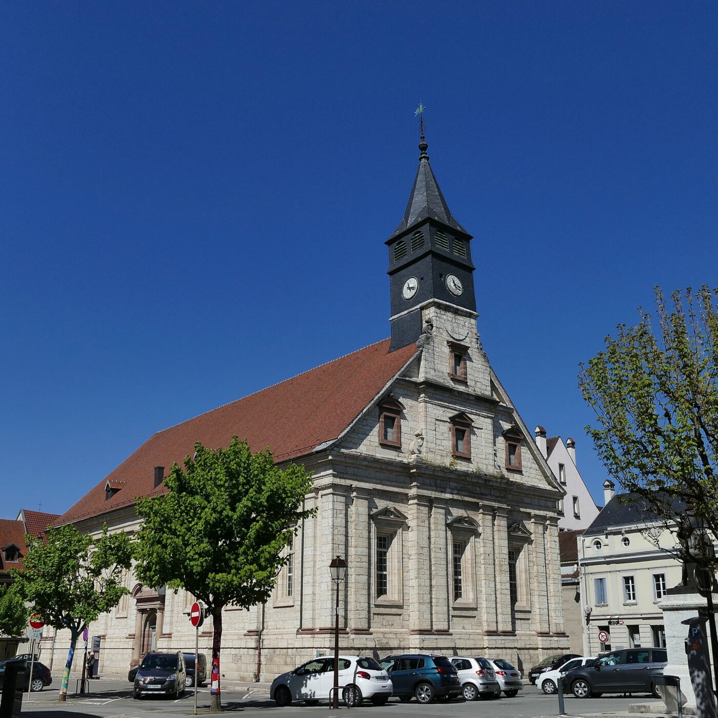 Le temple Saint-Martin de Montbéliard fait peau neuve episode artwork