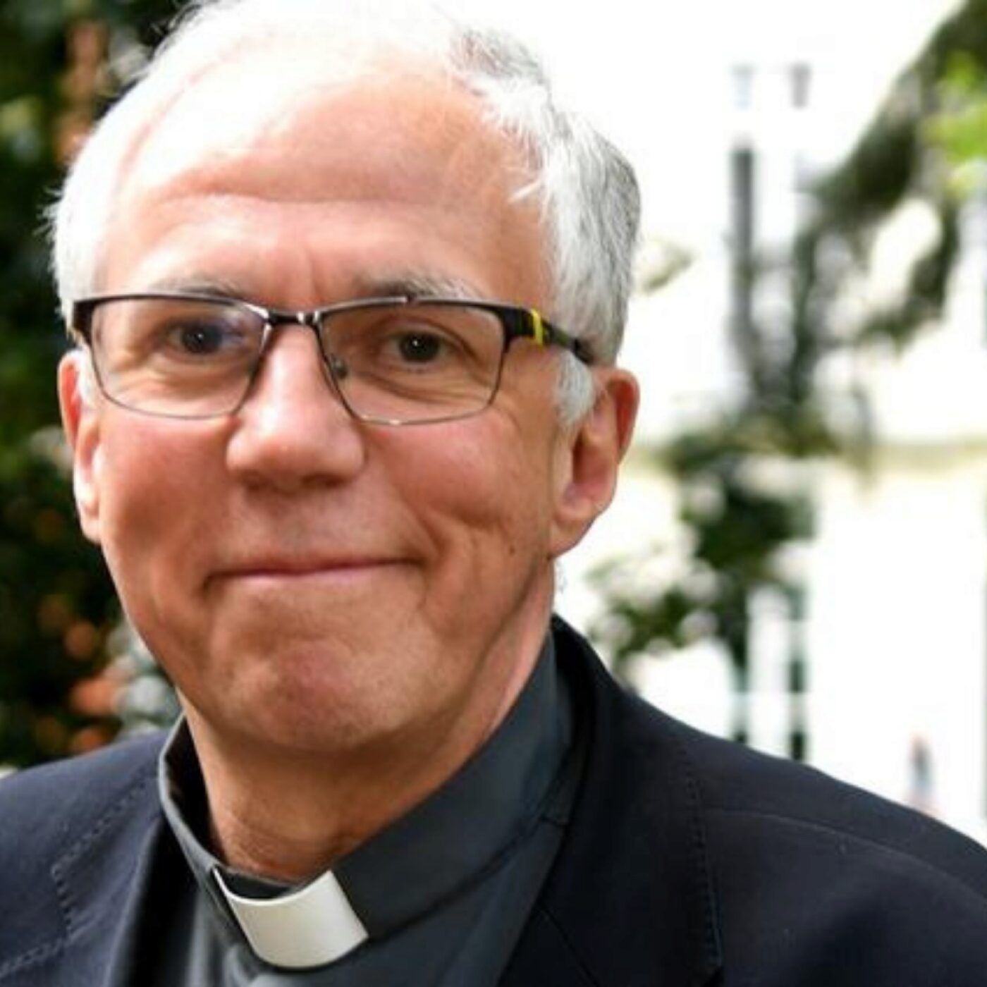 Mgr Hérouard, évêque auxiliaire de Lille episode artwork