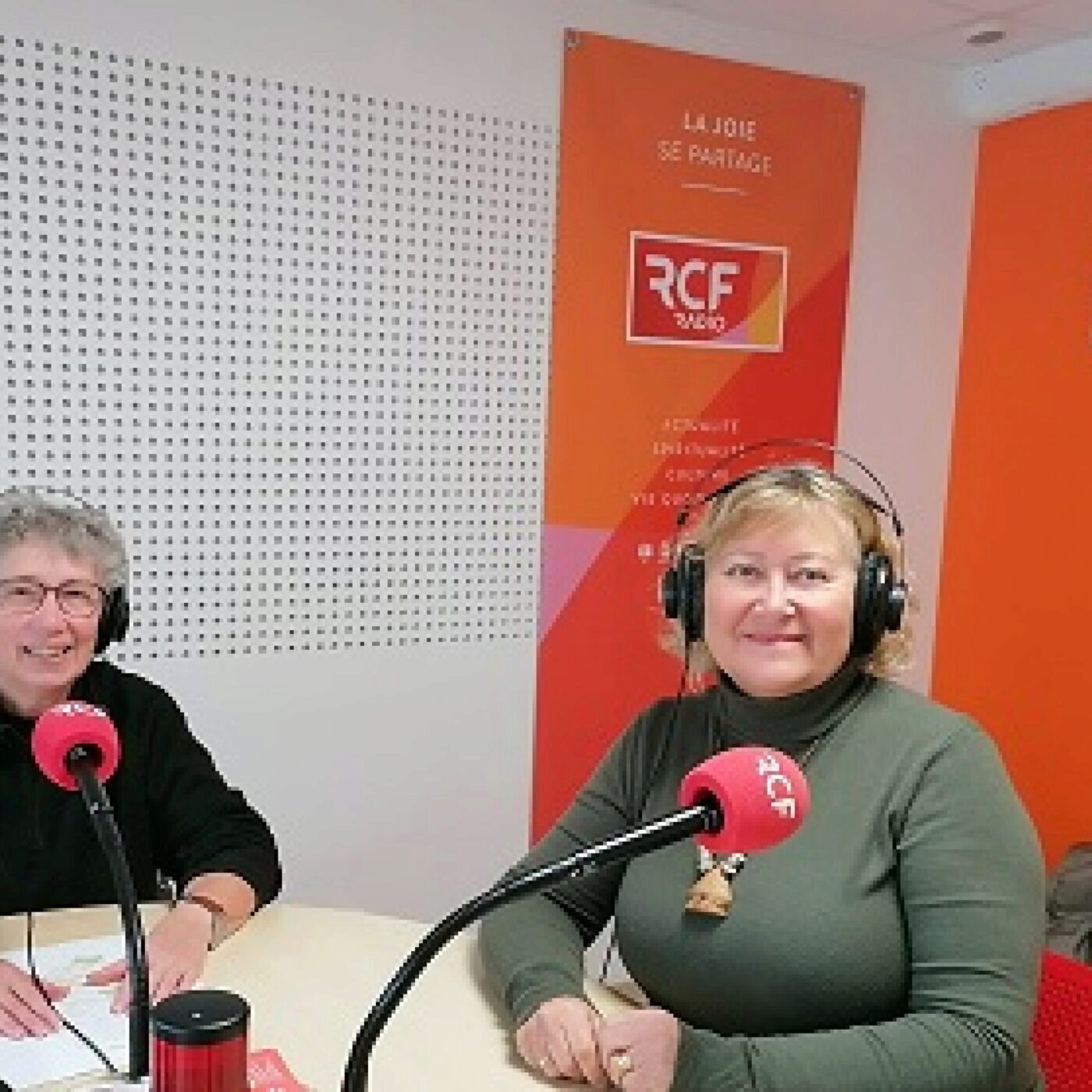 D\'ailleurs à ici
