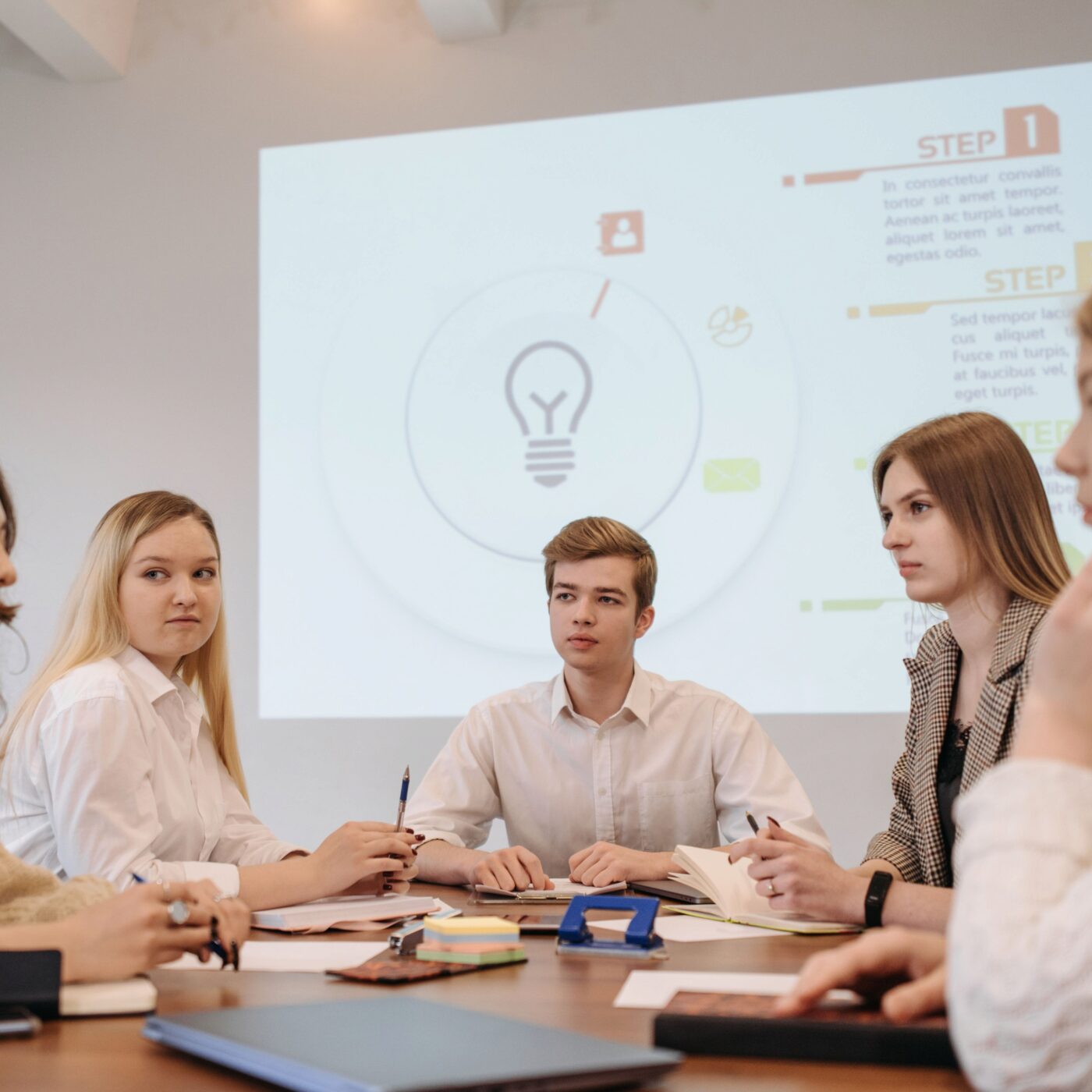 Stages en entreprise : un modèle utile mais à réinventer ?