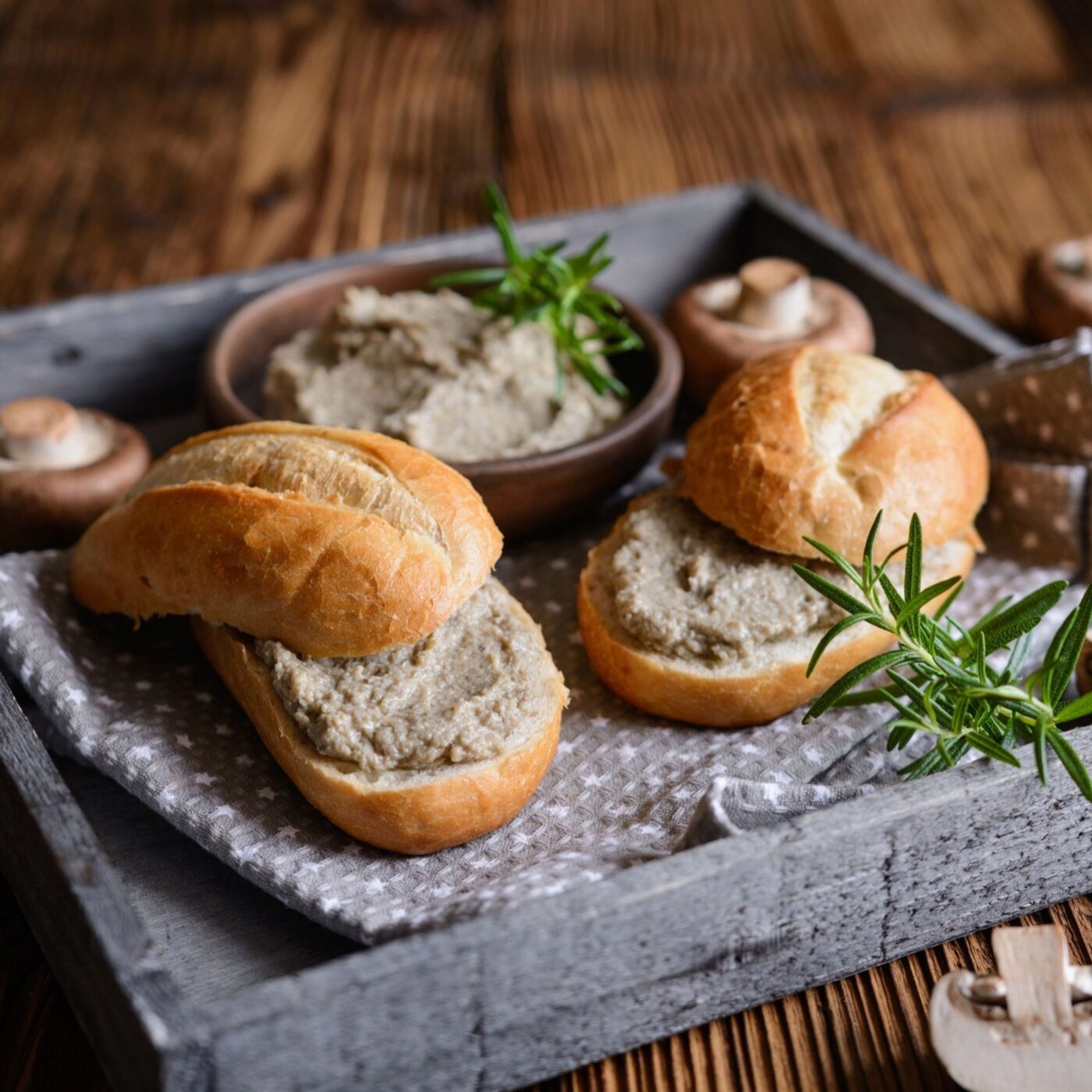 Le pâté crème, un plaisir tellement discret qu’on n’en parle jamais ! Le pâté crème, un plaisir tellement discret qu’on n’en parle jamais !