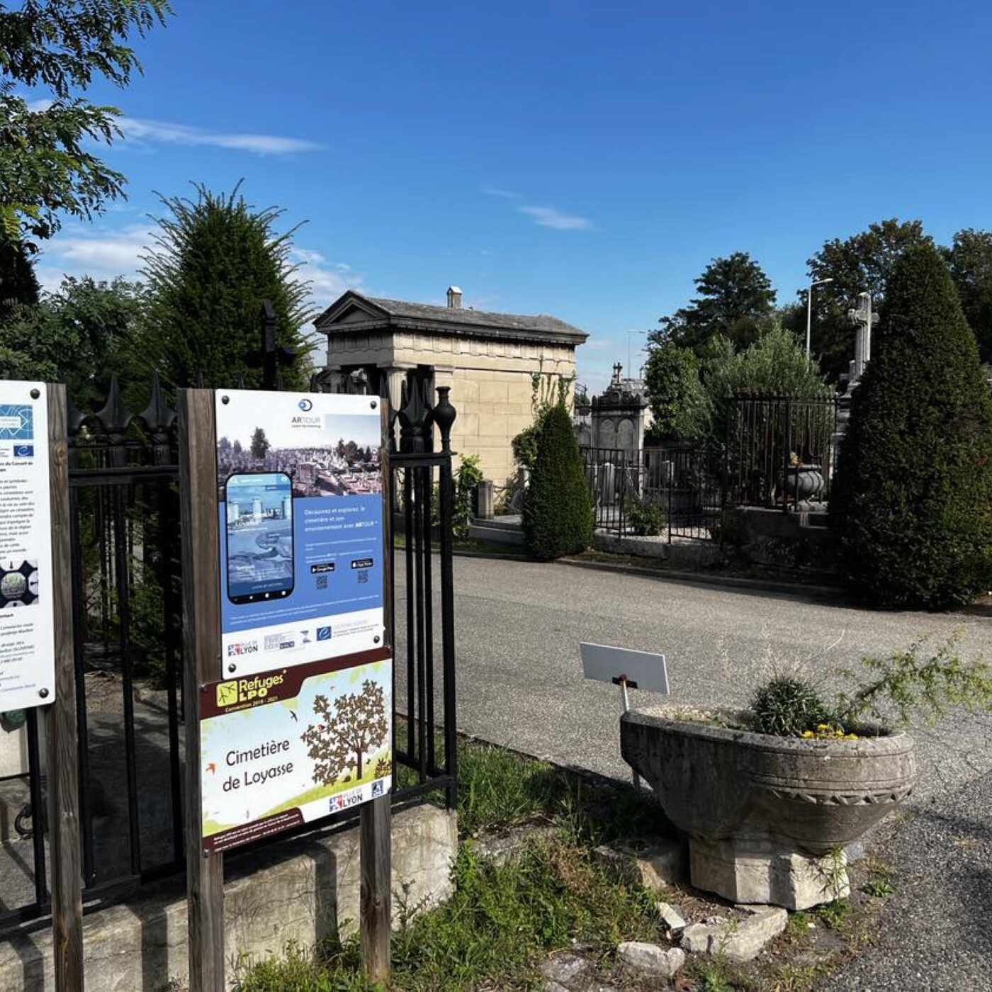 Nouvelles découvertes remarquables au cimetière de Loyasse sur Lugdunum episode artwork