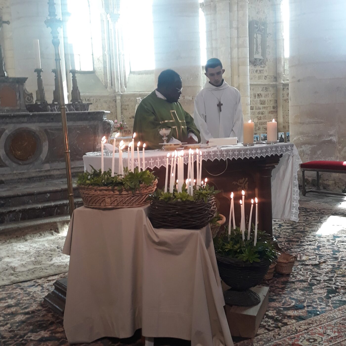 Francine Brisson : l'équipe obsèques de la paroisse St-Alpin Le Surmelin Francine Brisson : l'équipe obsèques de la paroisse St-Alpin Le Surmelin
