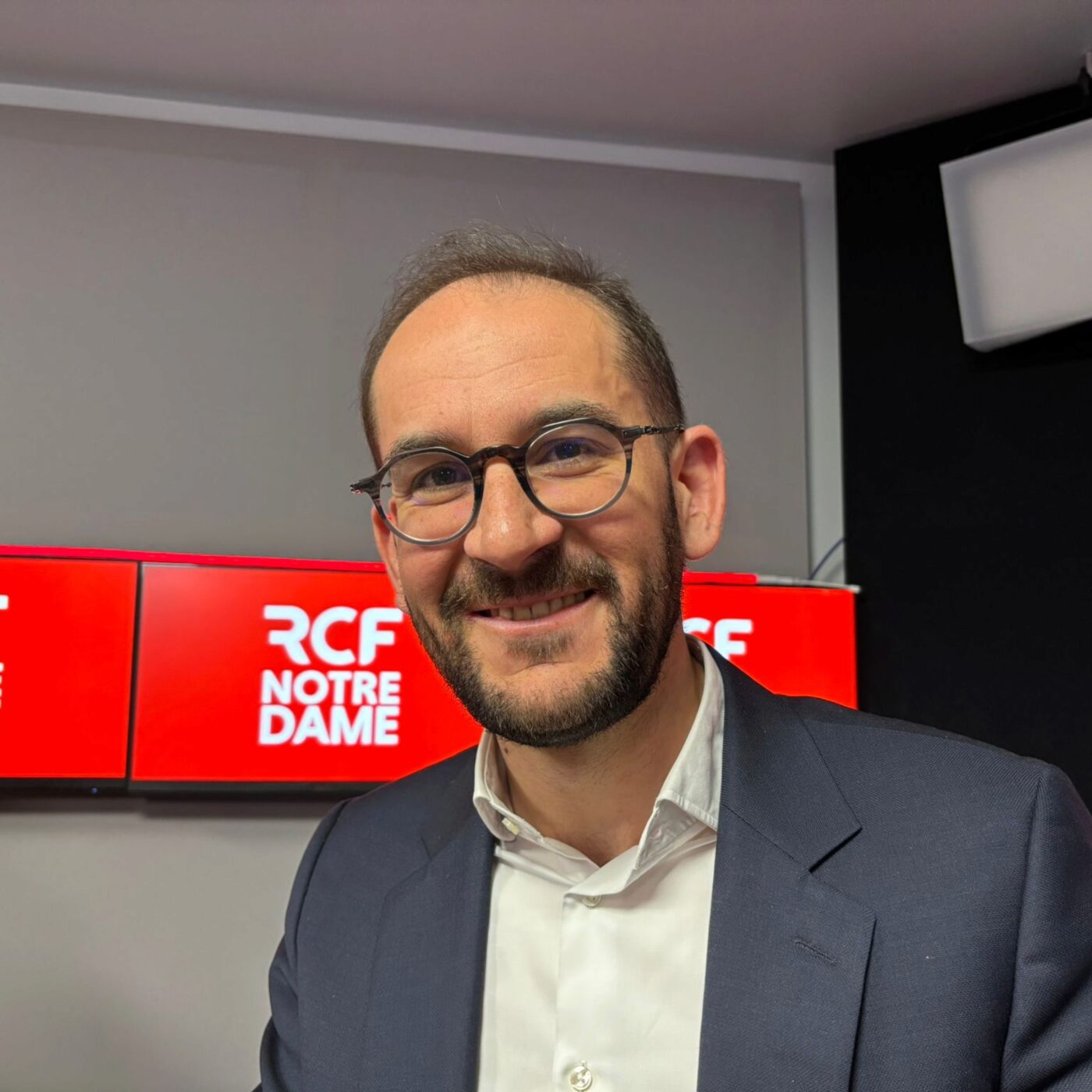Changement climatique : "ce qui se passait tous les 100 ans arrive maintenant tous les ans",  s'alarme Franck Lirzin, polytechnicien et essayiste