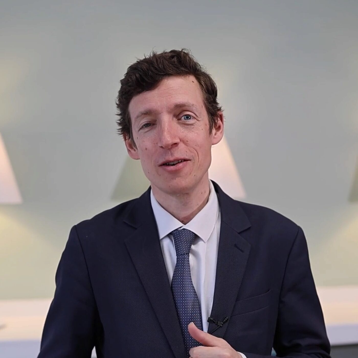 Harcèlement scolaire : "On est sur phénomène massif qu'il ne faut surtout pas taire", reconnaît le nouveau ministre de l'Éducation nationale Édouard Geffray