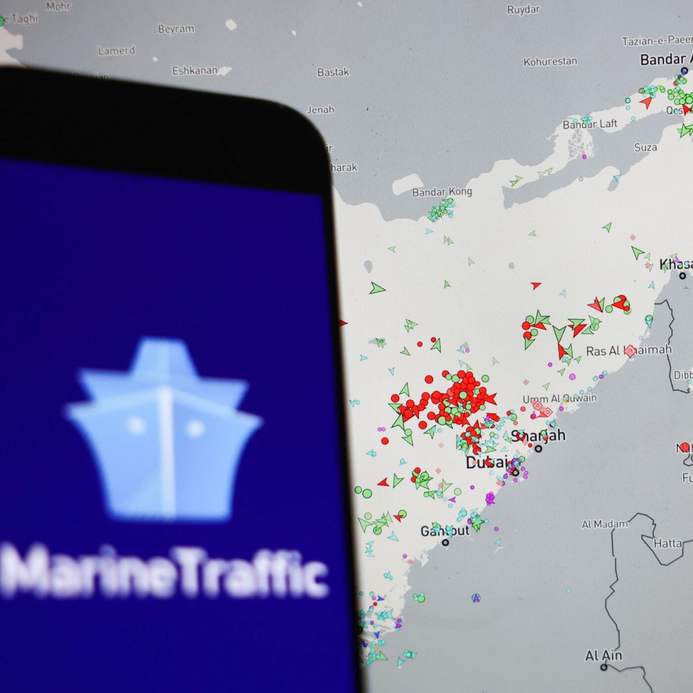 Une autre guerre, silencieuse, mais potentiellement plus coûteuse, fait rage