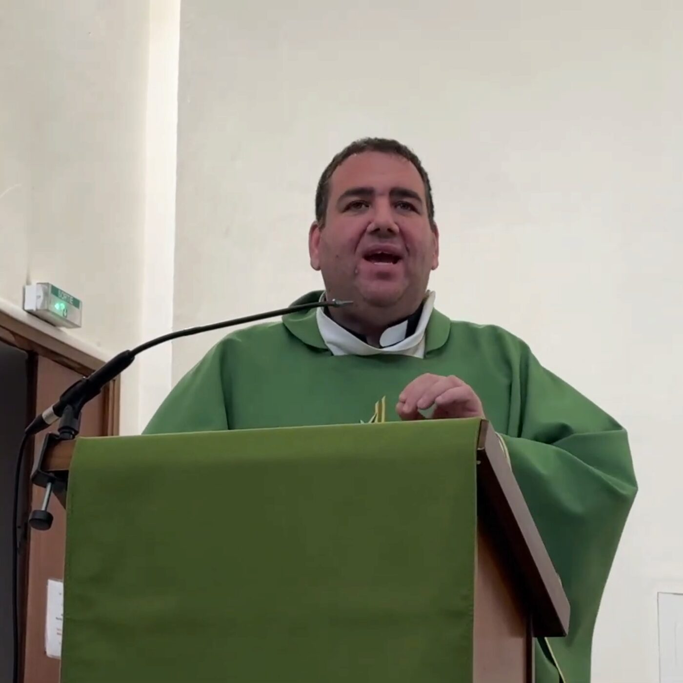 Père Nicolas Lubrano et les 170 ans de l'église Sainte Marguerite à Marseille episode artwork