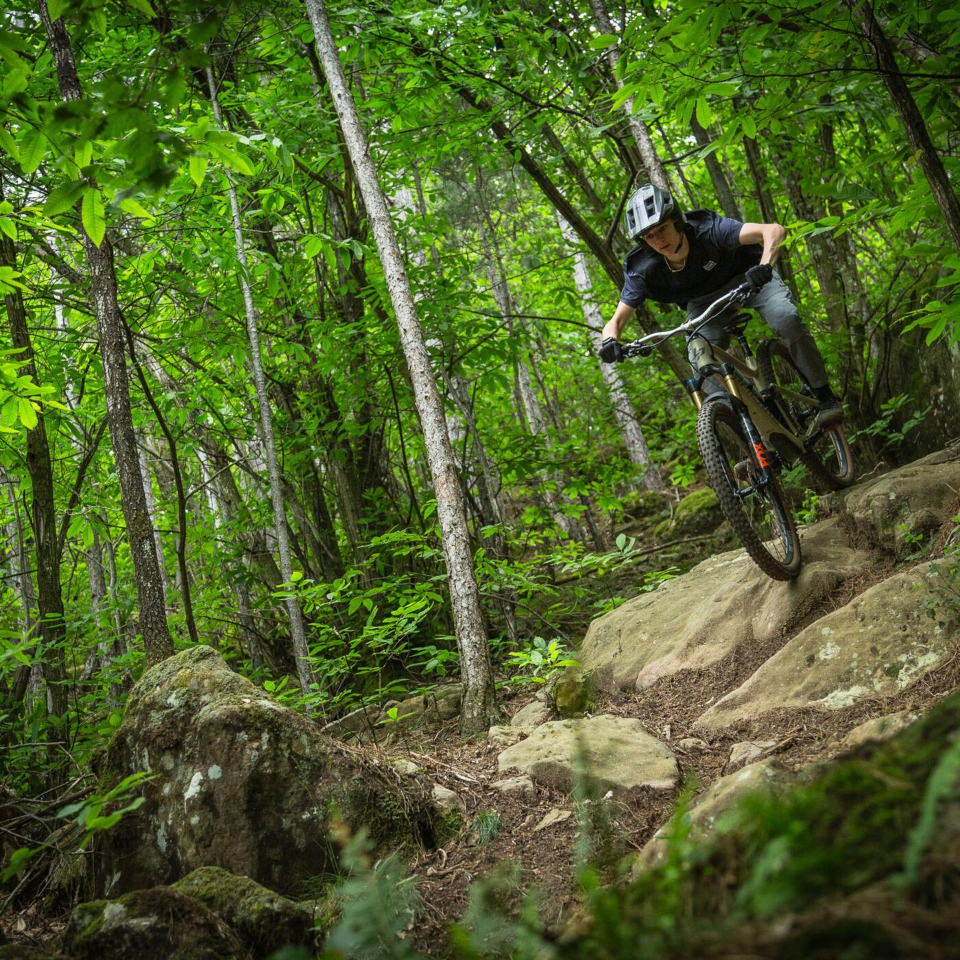 Supertrophy VTT en centre Ardèche, du beau spectacle en vue episode artwork