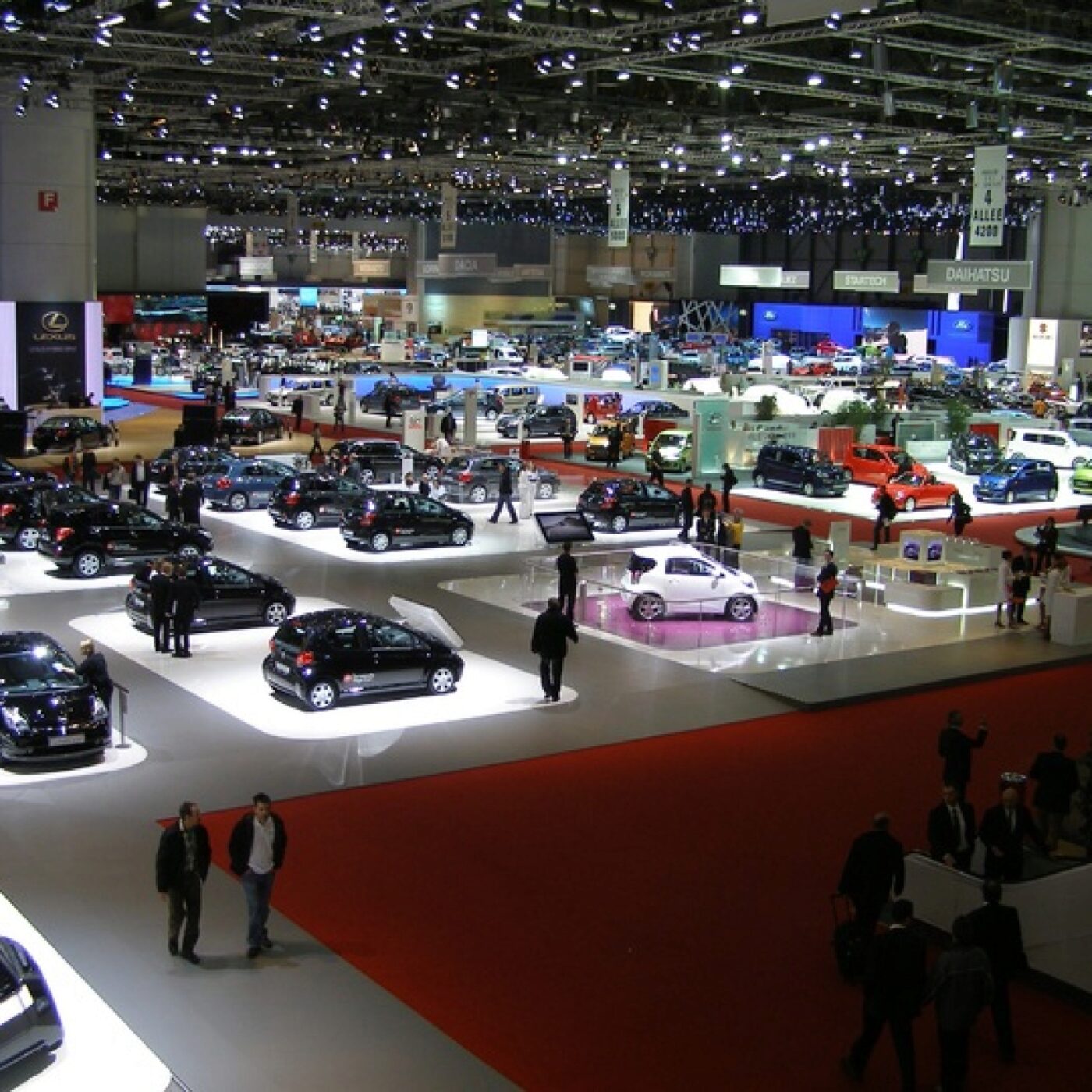 Salon de l'Auto à Genève : des absents, et un avenir dans le brouillard episode artwork