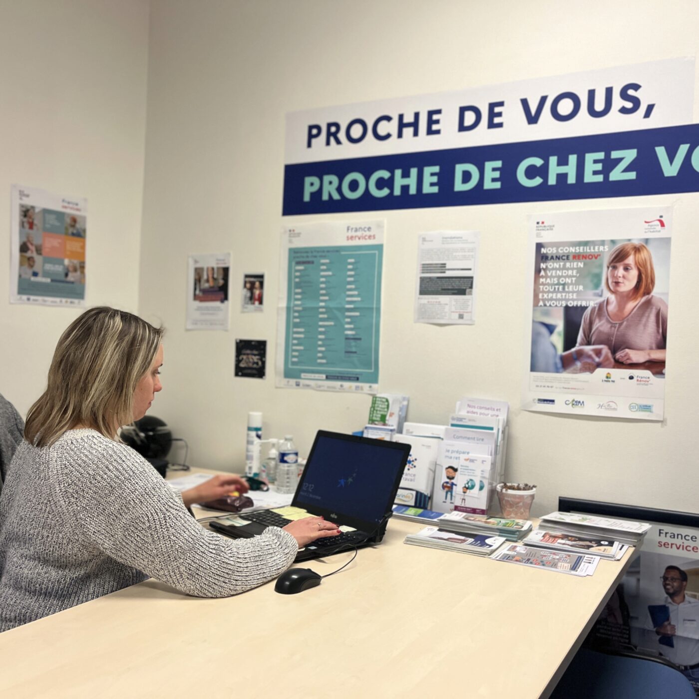 France Service : dans la ruralité, pour les personnes éloignées du numérique episode artwork