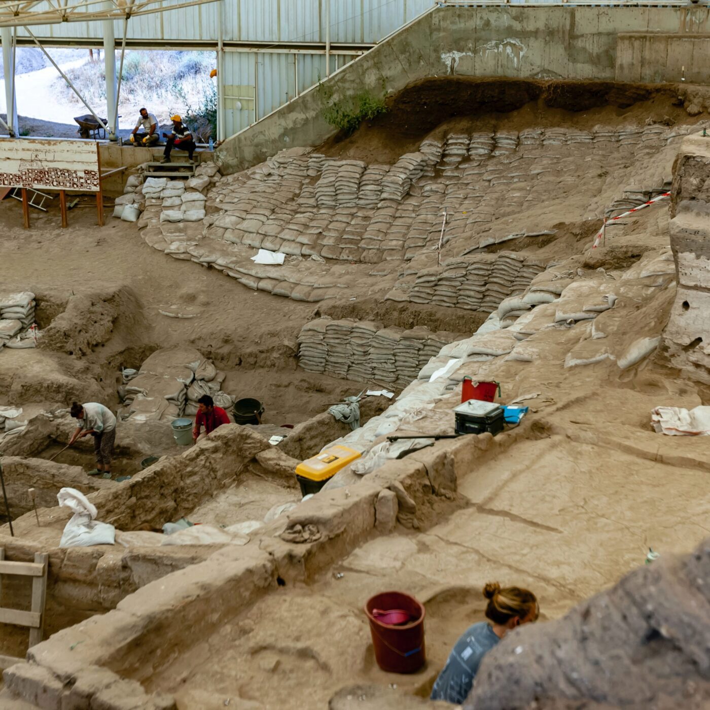 Les merveilleuses trouvailles de l'archéologie préventive episode artwork
