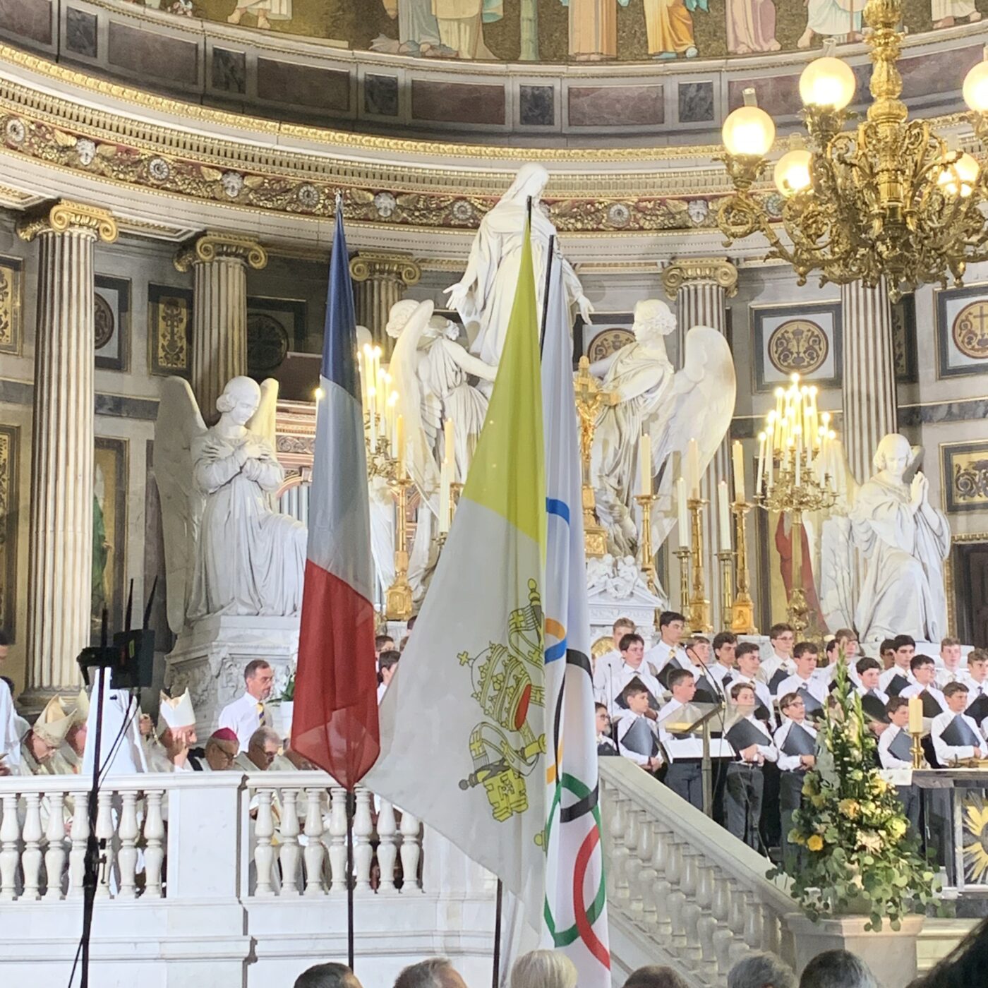 La messe de la trêve olympique s'est tenue ce matin en l'Eglise de la Madeleine à Paris  episode artwork