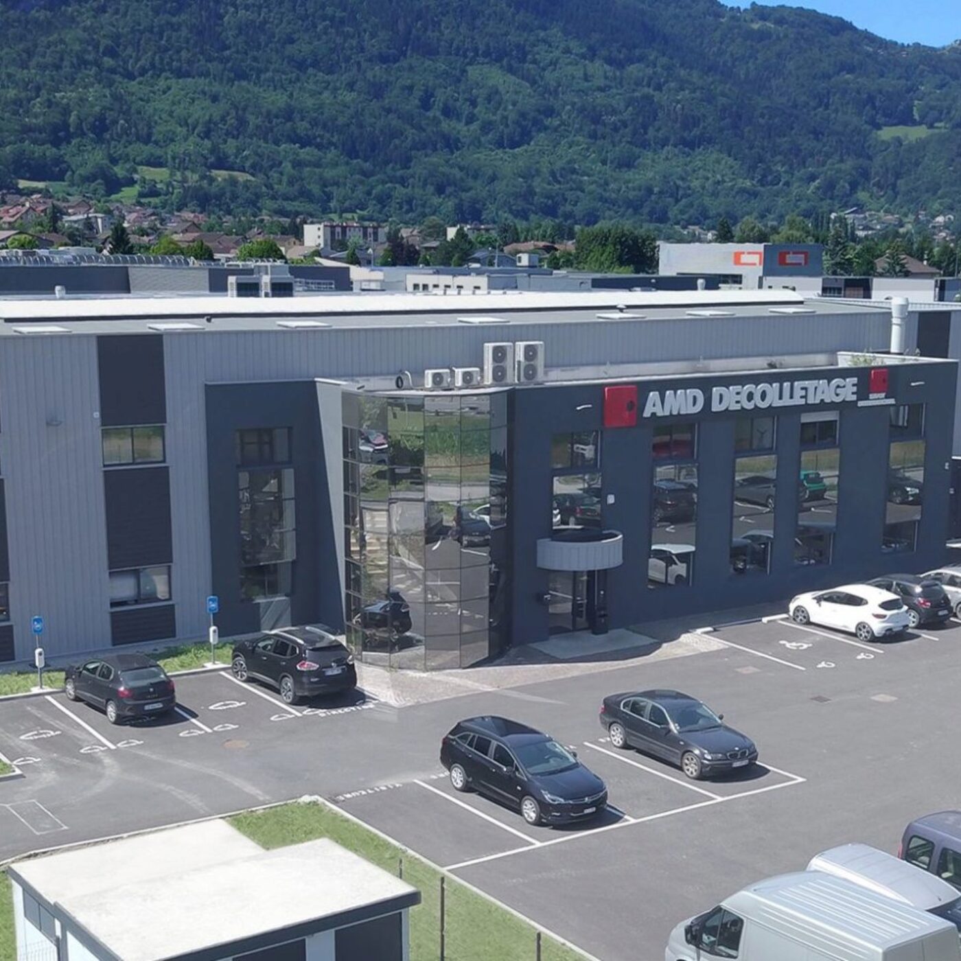 La Vallée de l'Arve, le virage du décolletage vers l'électrique episode artwork
