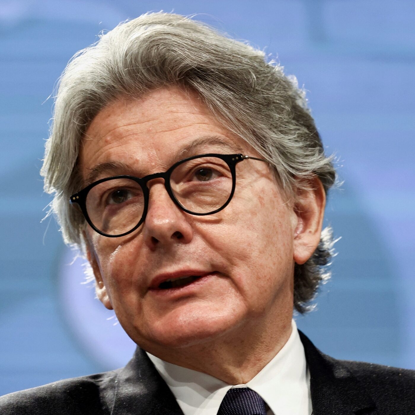 Thierry Breton, ancien commissaire européen interdit de séjour aux États-Unis : "C'est au-delà de ma personne" episode artwork