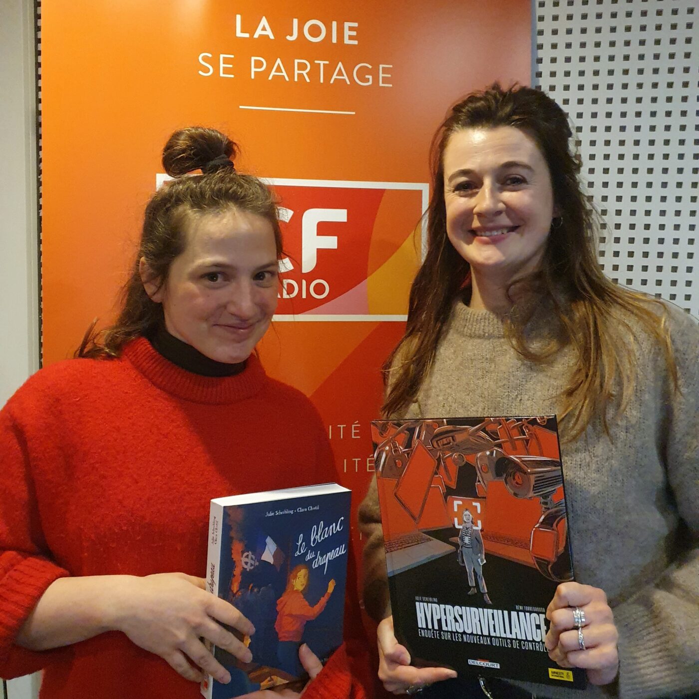 "Hypersurveillance" et "Le blanc du drapeau" J. Scheibling et C. Chotil episode artwork