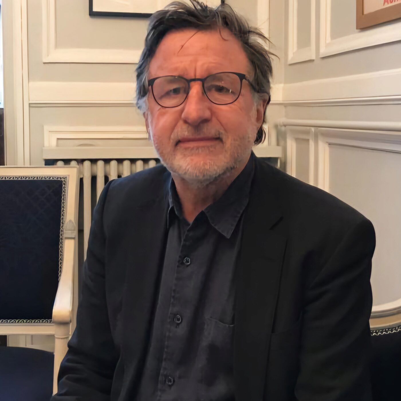 Jean-Michel Djian : "je me suis dit qu'un jour je ferai un récit biographique qui donne envie de lire Ernest Renan" episode artwork