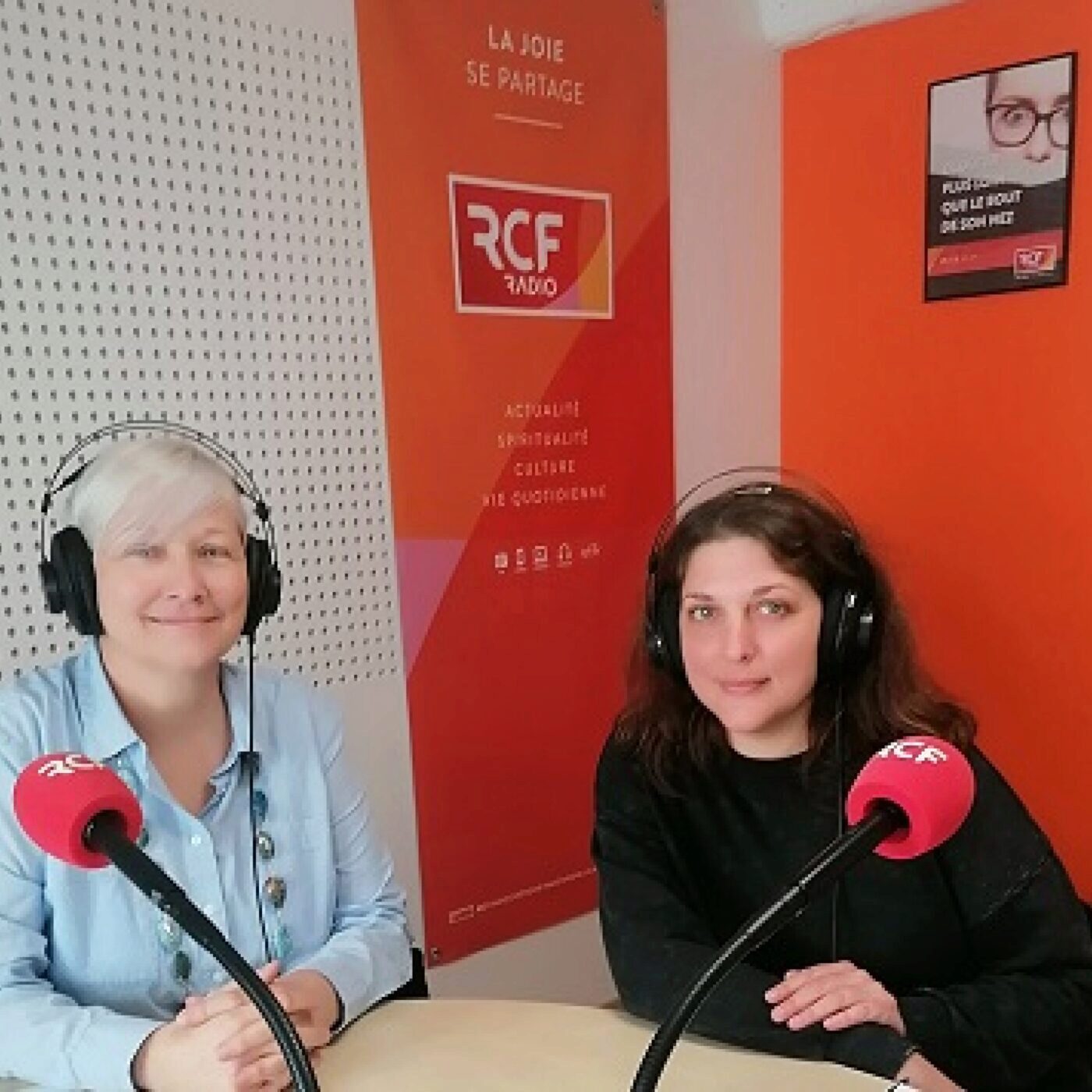 D\'ailleurs à ici