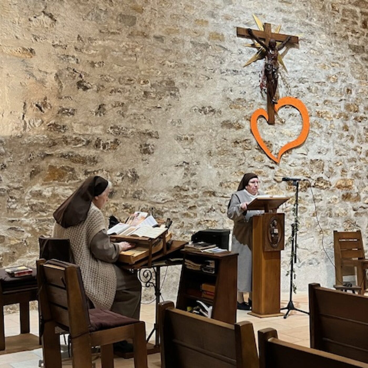 Messe au monastère de la Visitation de Nevers episode artwork