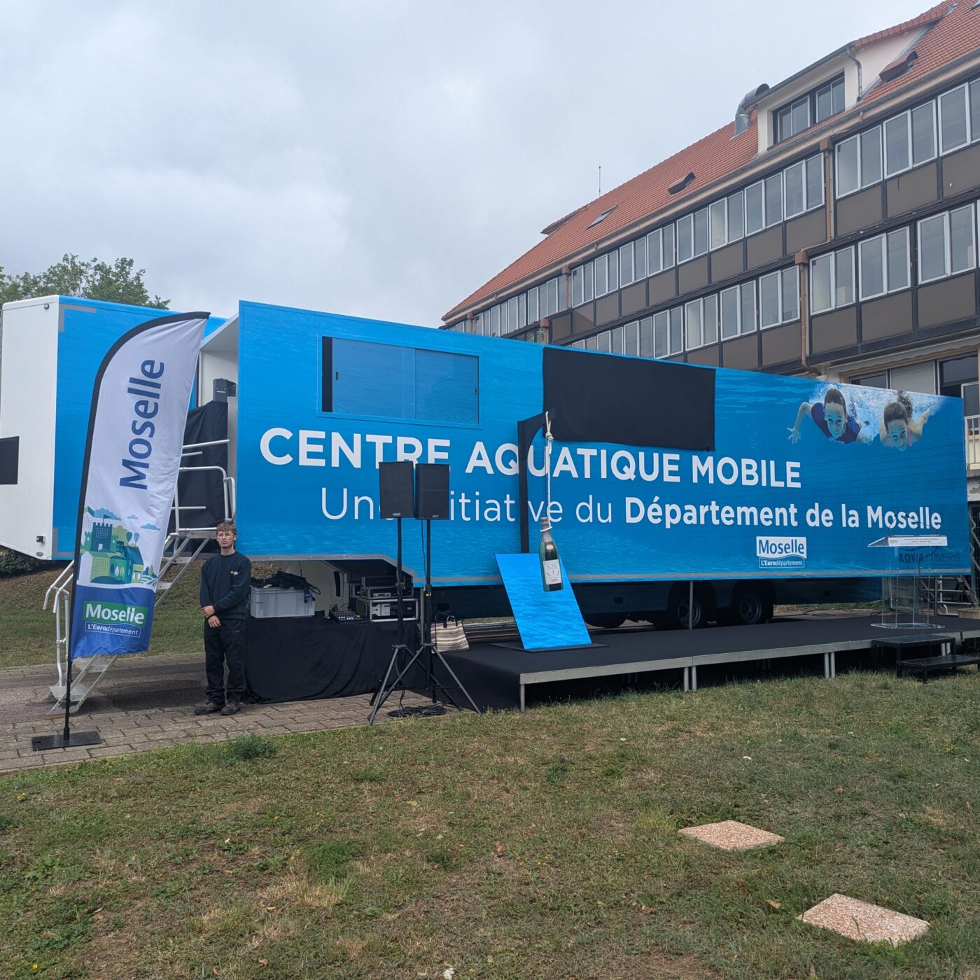 La piscine mobile Aqua'Moselle s'installe au Centre Départemental de l'Enfance episode artwork