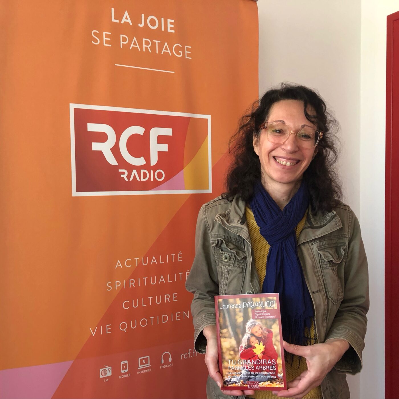 "Tu grandiras parmi les arbres" : redécouvrir la nature avec Laurence Paganucci episode artwork