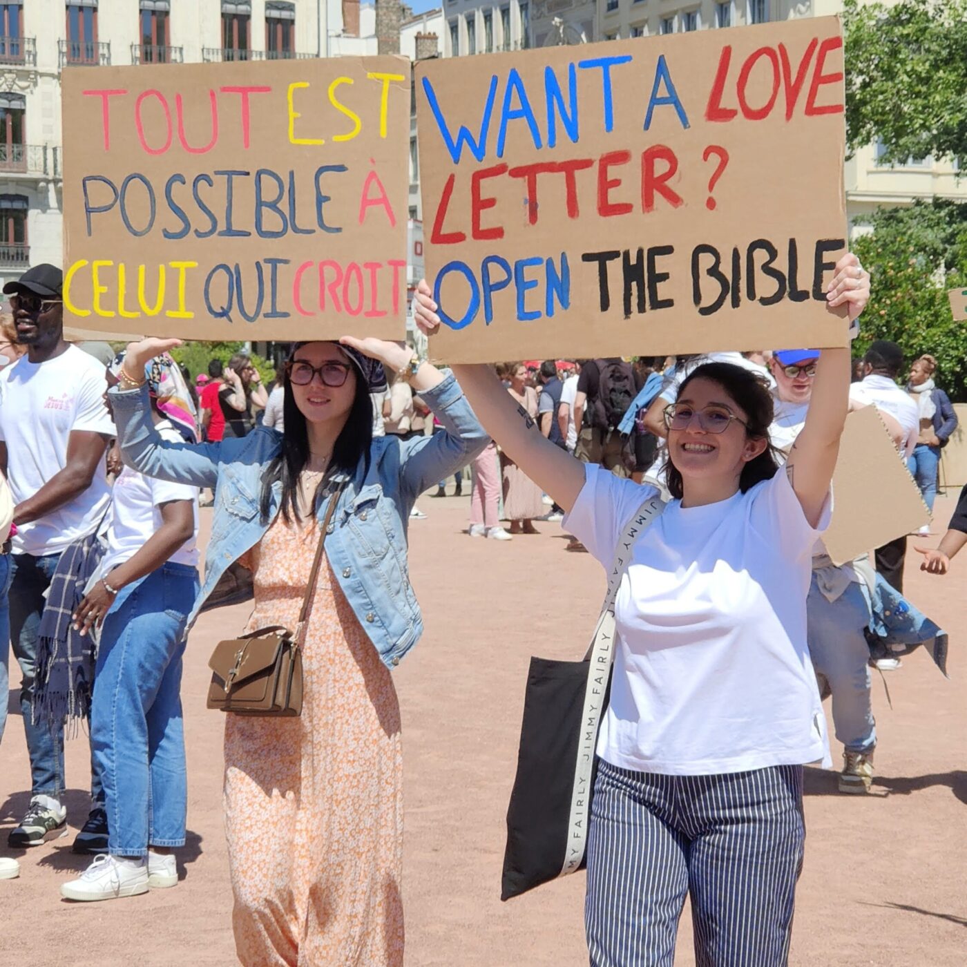 La Marche pour Jésus, en direct depuis la place Bellecour à Lyon episode artwork