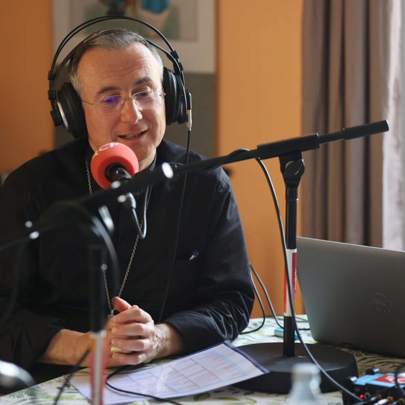 Visite pastorale de Mgr Vuillemin dans la Vallée du Loir episode artwork