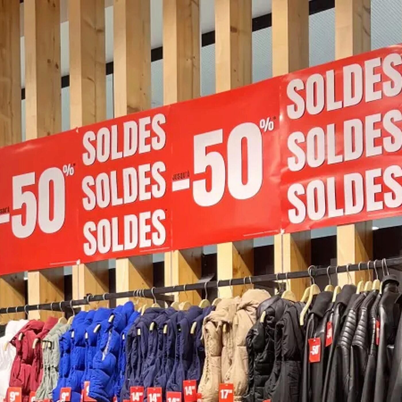 Soldes d’hiver 2024 : un bilan mitigé pour les commerçants chalonnais episode artwork