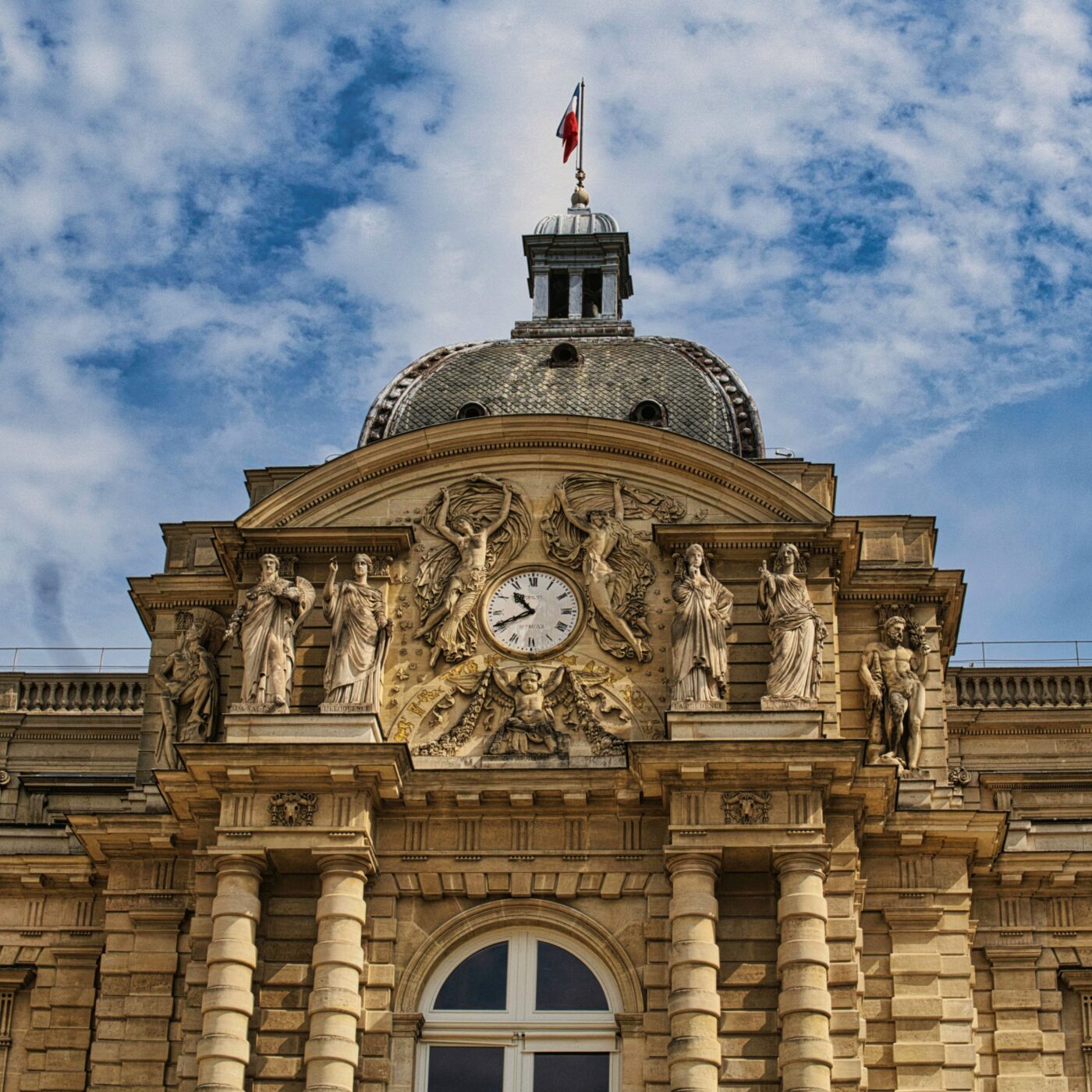 Fin de vie : Gérard Larcher cherche à saisir le Conseil constitutionnel