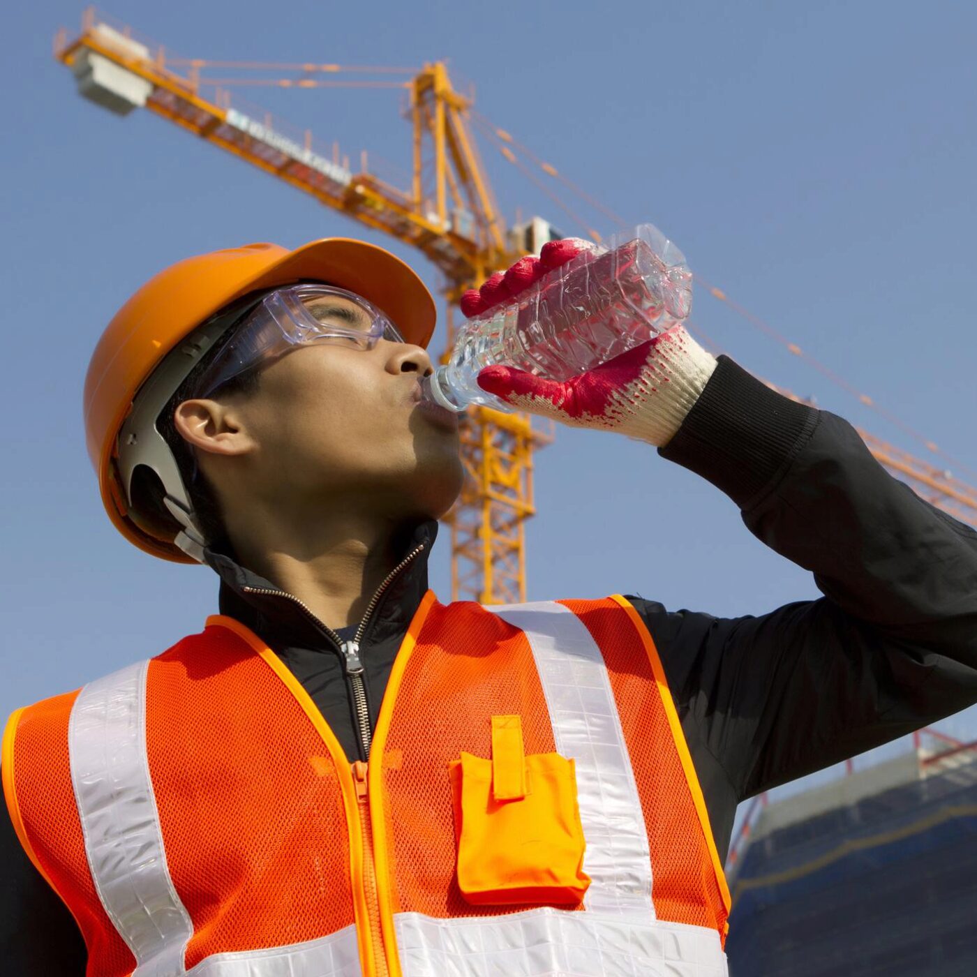 Morts sur les chantiers 5/5 - Sous le soleil exactement