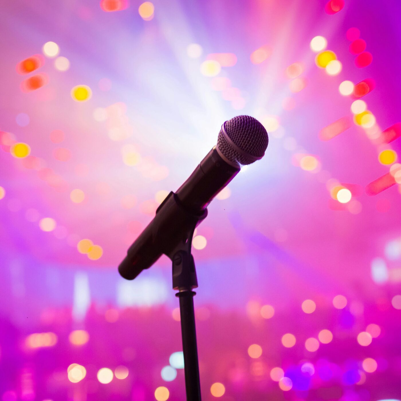 L'Eurovision, entre enjeux géopolitiques et compétition musicale