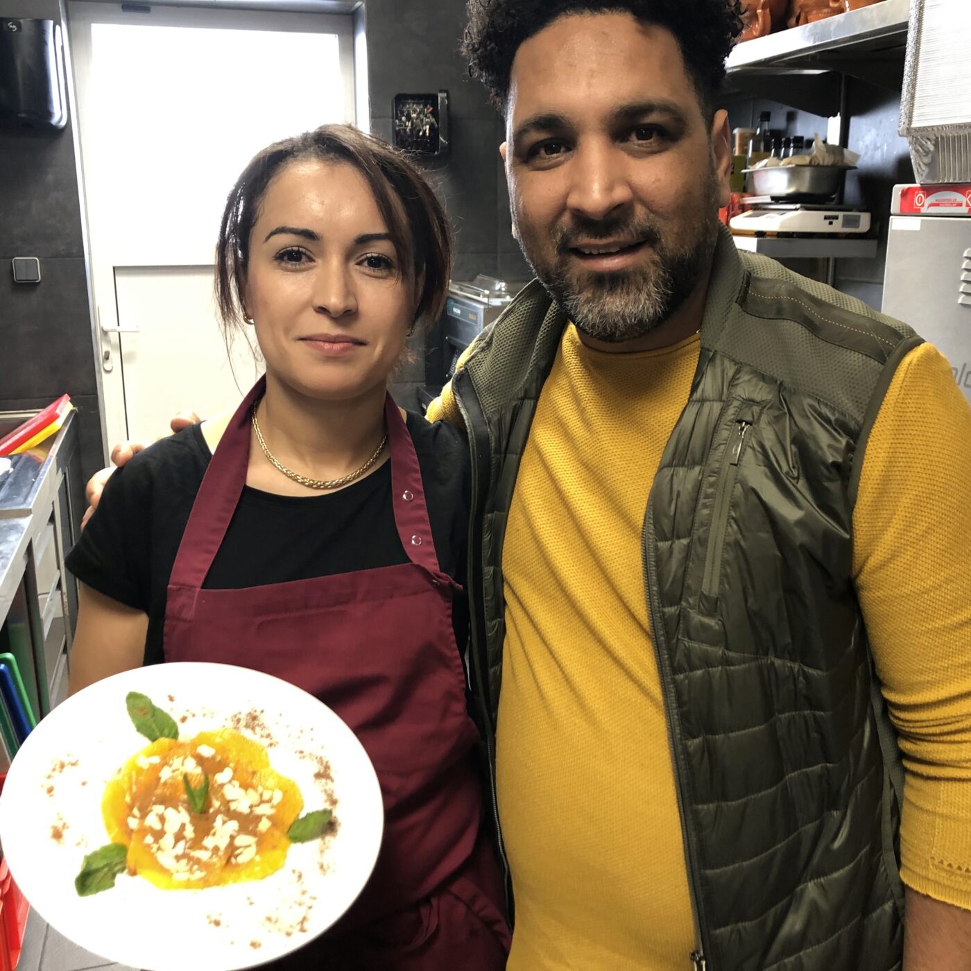Les desserts du restaurant Miel et Safran avec Hayat Takki et Adil Soudaini episode artwork