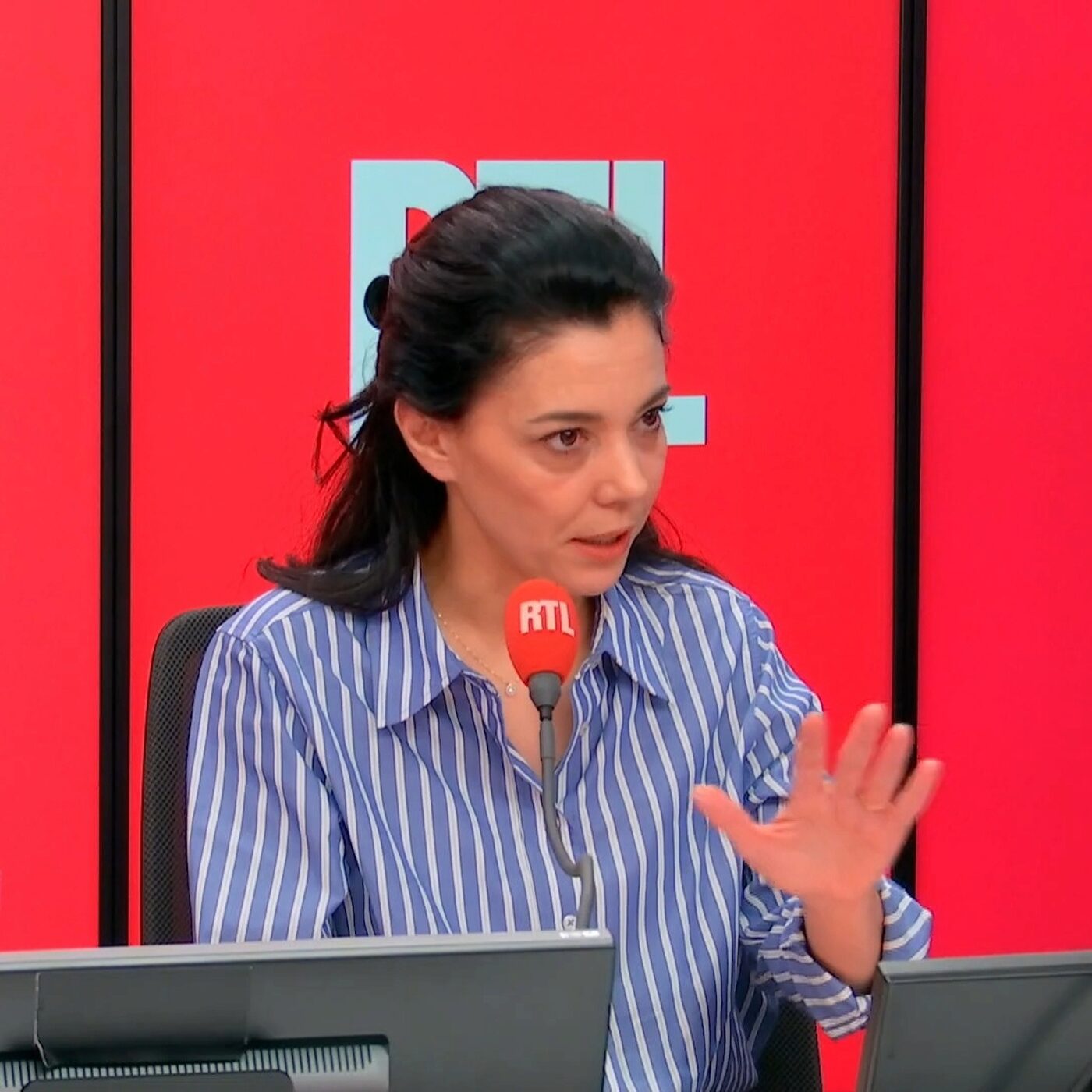 Sophia Chikirou se dit "plus proche" d'Emmanuel Grégoire que de Rachida Dati