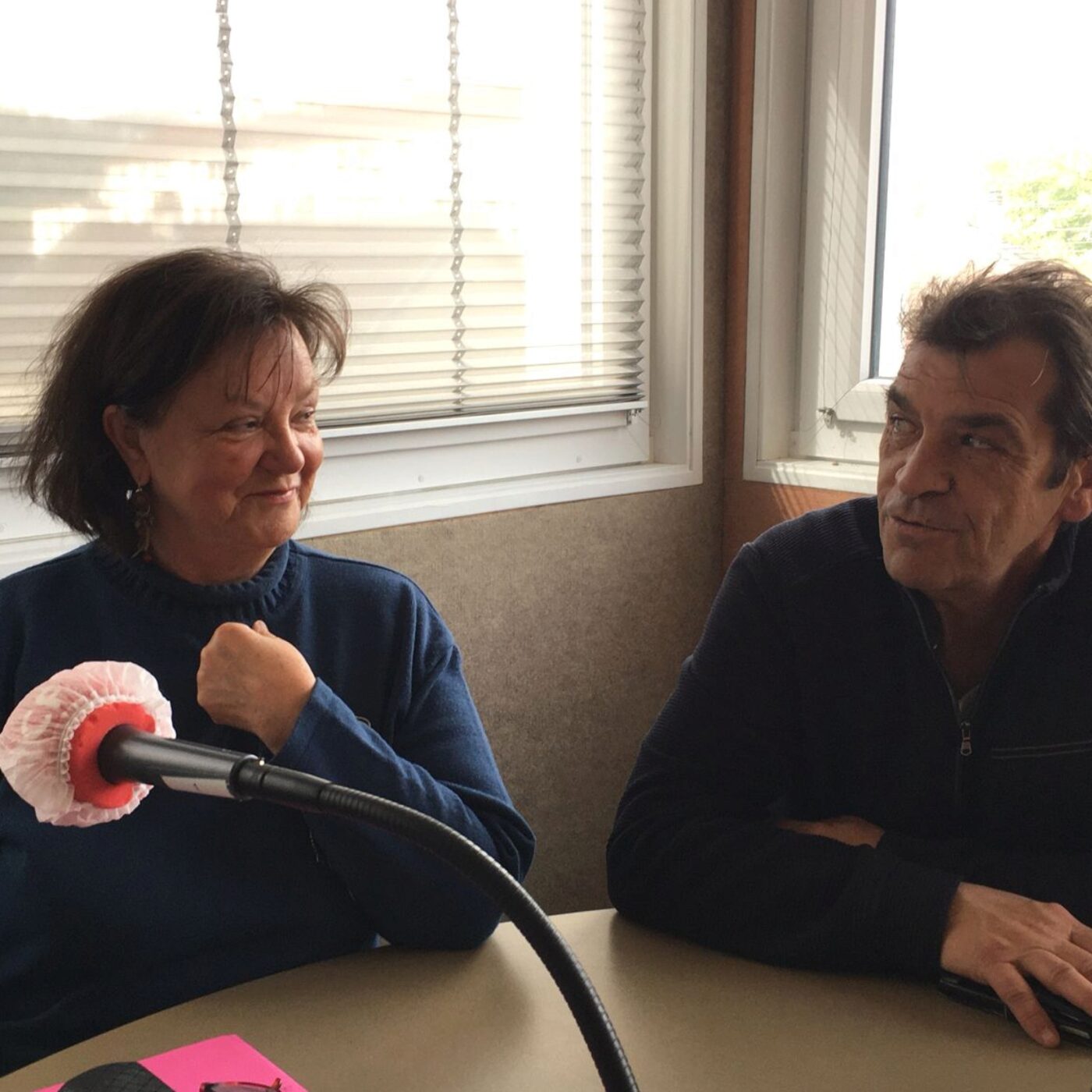 Francine et Jean-Michel nous présentent leur spectacle "Mélisende La do ré" episode artwork