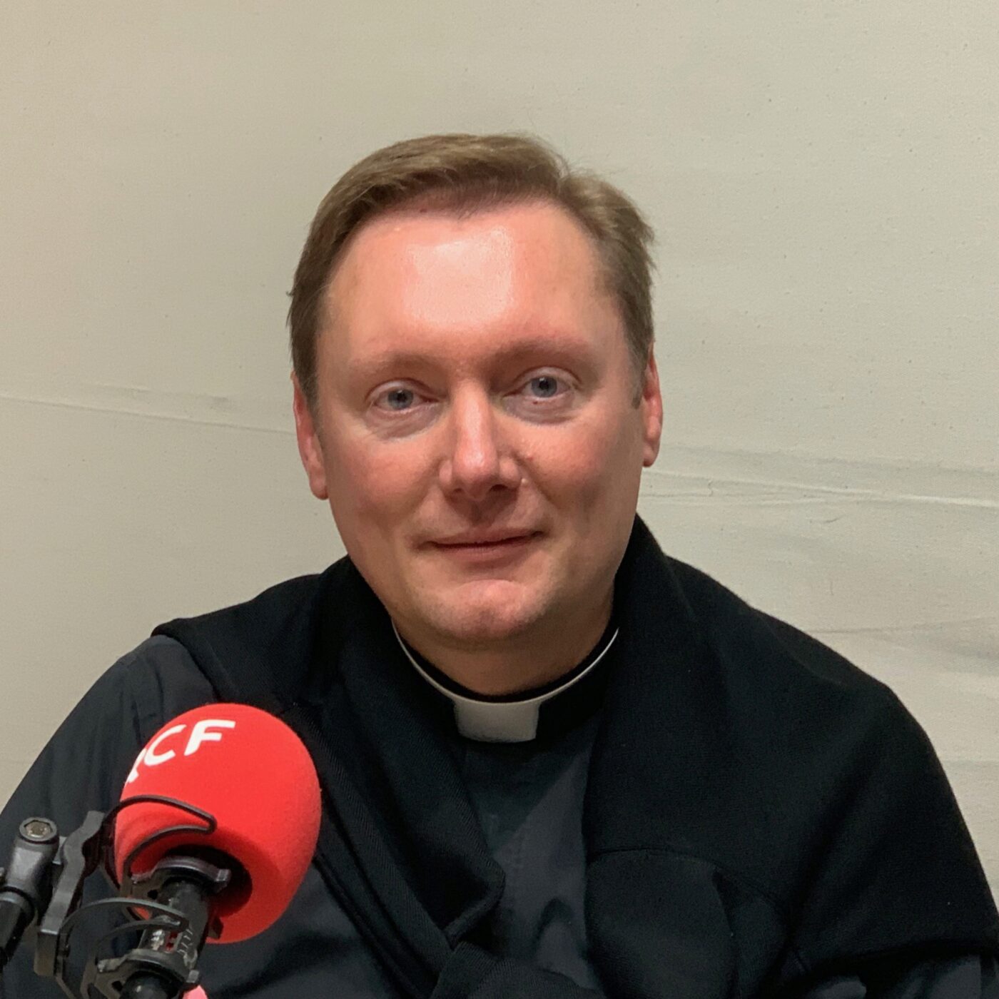Père Sébastien, la joie de la conversion et du sacerdoce episode artwork