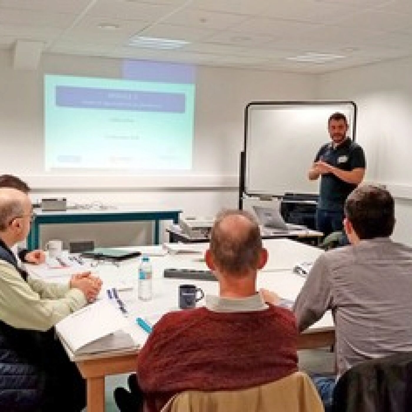 Une formation référent cybersécurité à Lannion episode artwork