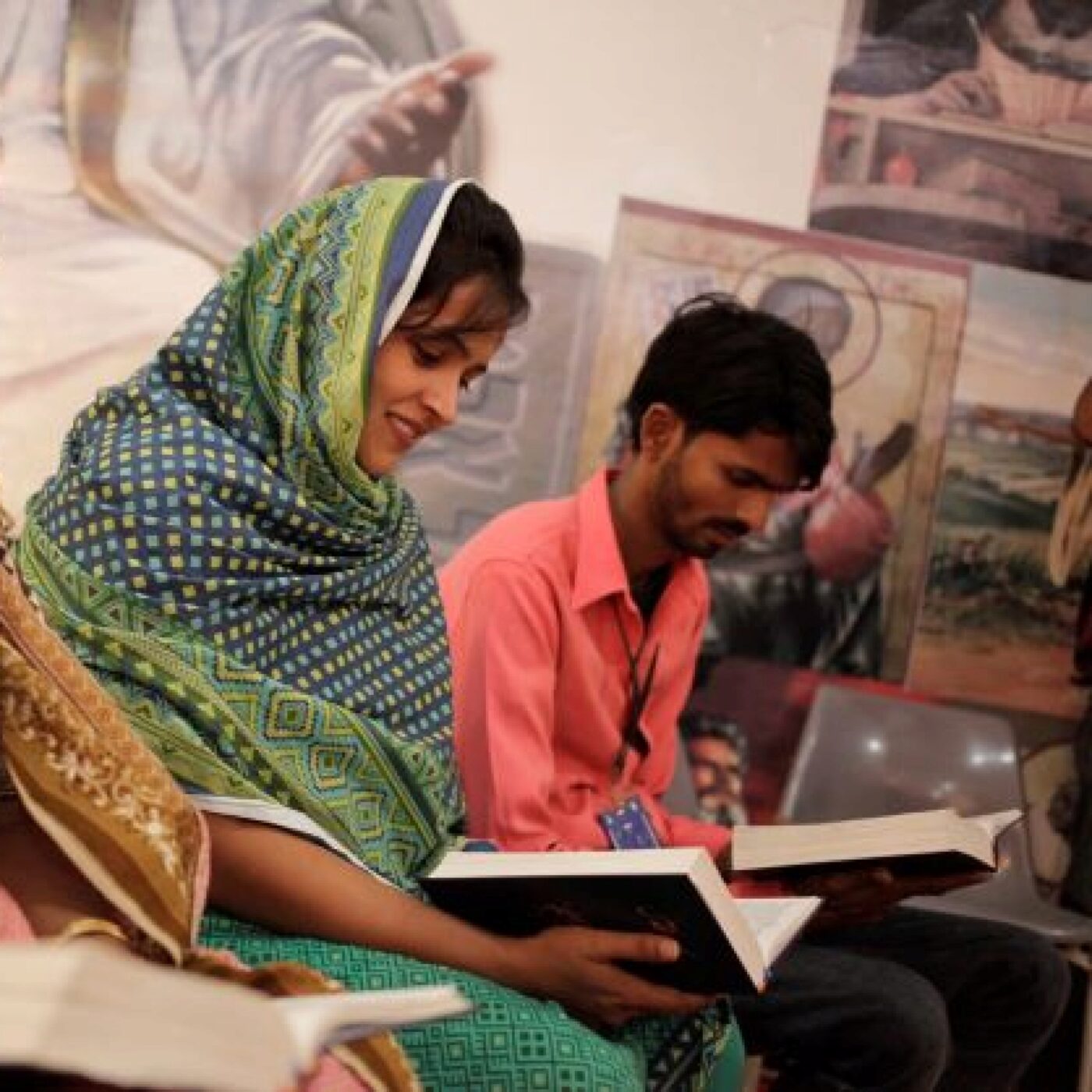 Aide à l\'Eglise en Détresse