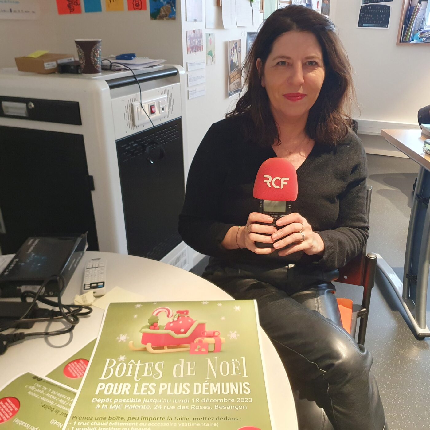 La MJC Palente à Besançon renouvelle son opération "Boîtes de Noël" episode artwork