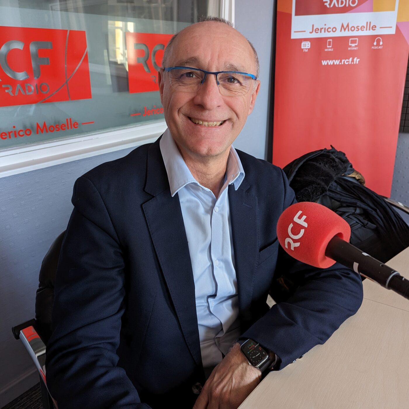Politiquement vôtre
