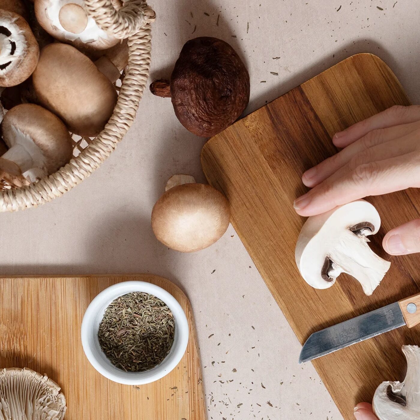 L\'assiette à penser