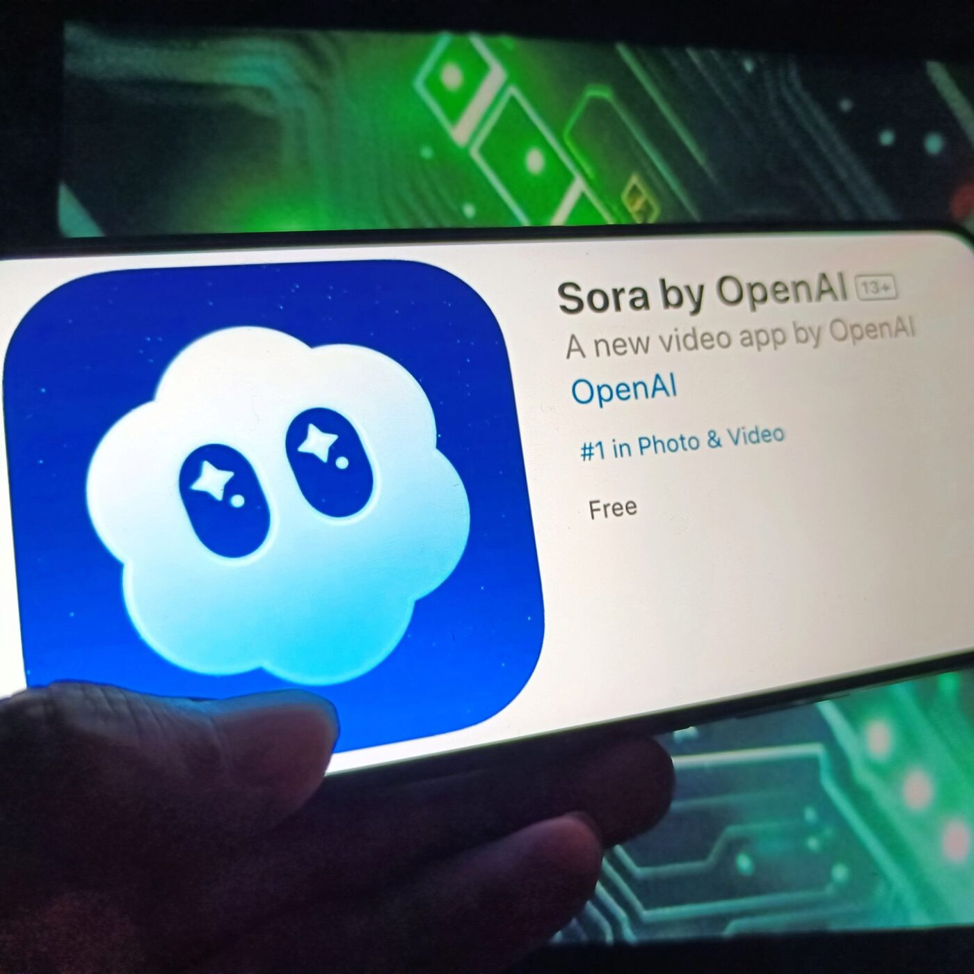 Le patron d’OpenAI serait-il en train de détruire la réalité pour mieux la vendre ?