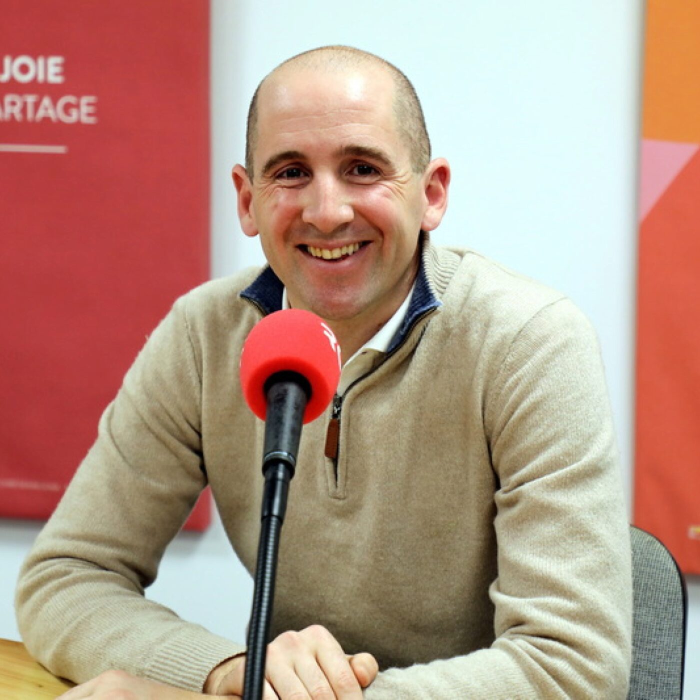 Service Catholique des Funérailles : accompagner dans l'épreuve du deuil episode artwork
