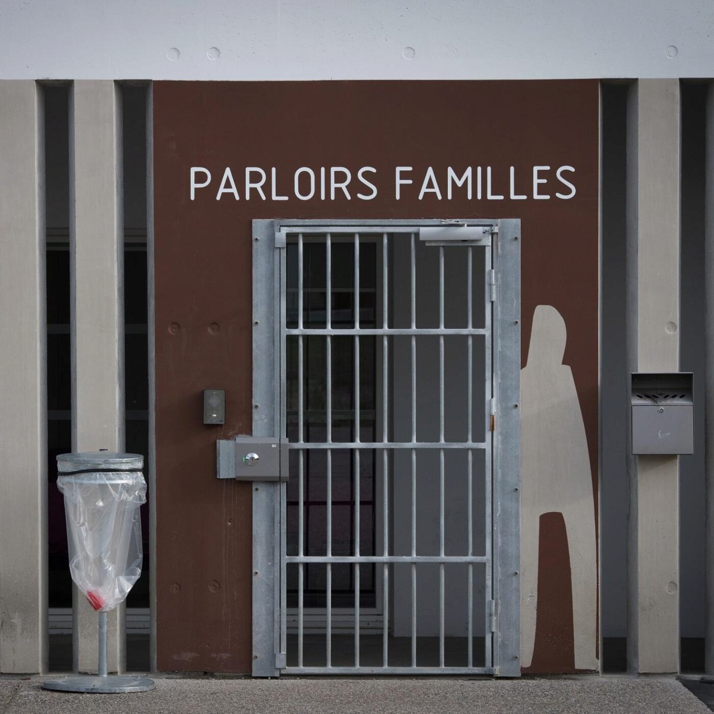 Prison 5/5 - Resserrer les liens