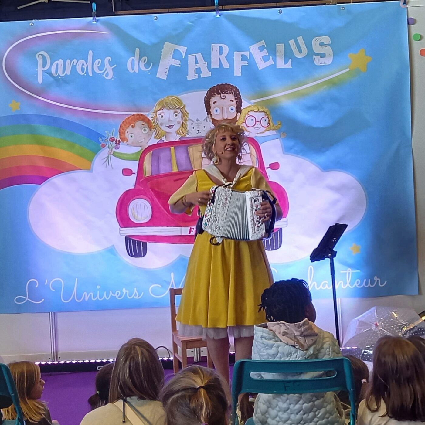 Stars et Parents : Lorette, chanteuse pour les petits ...et les plus grands ! episode artwork