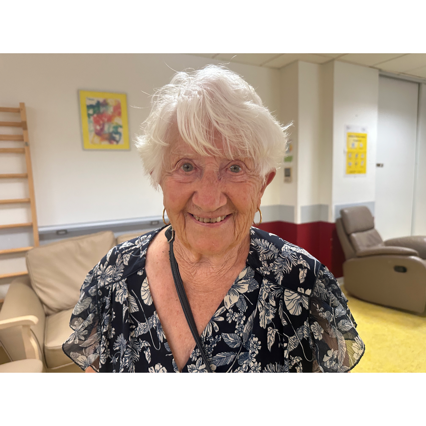 episode cover Comment Pierrette, 90 ans, traverse les fortes chaleurs