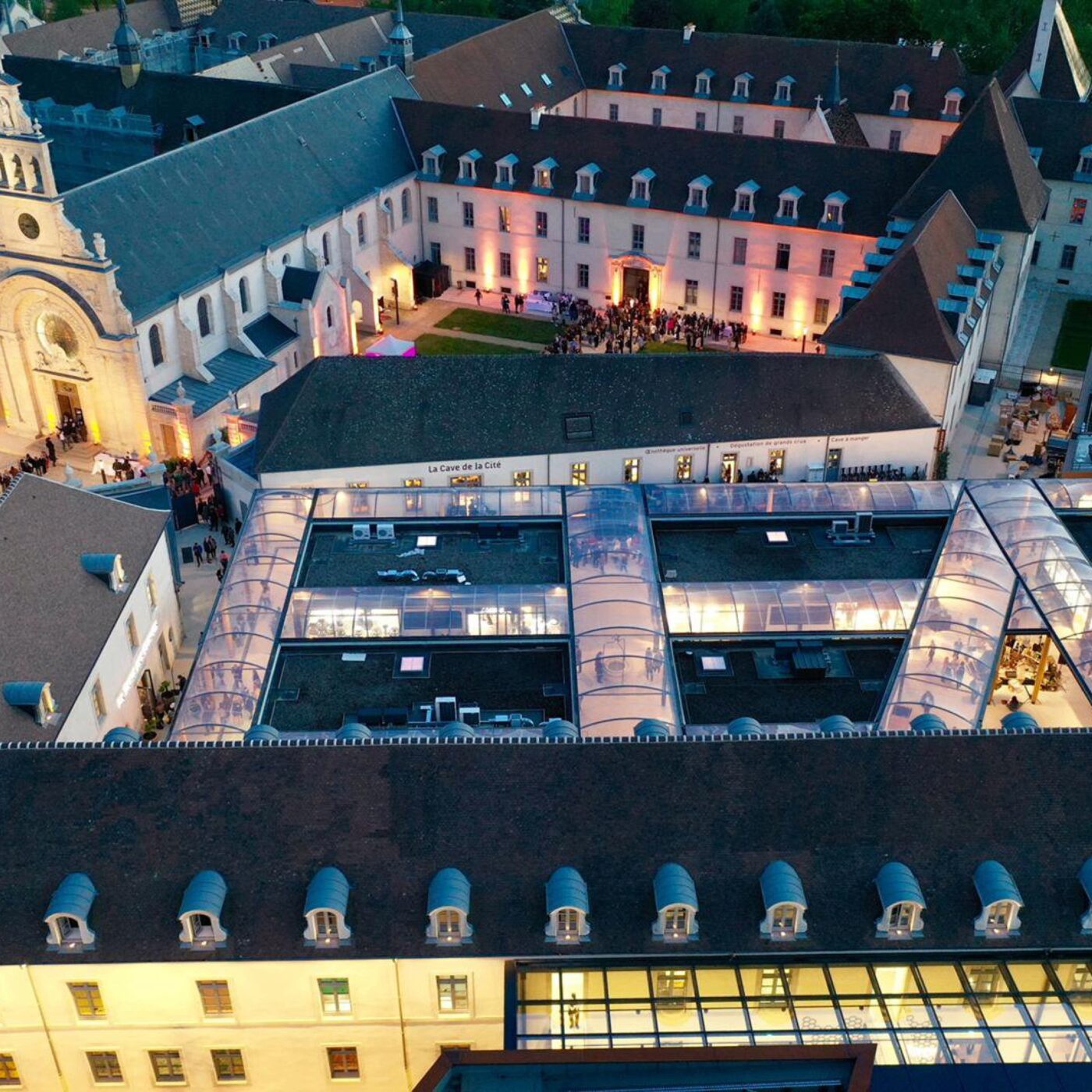 À la découverte de la Cité internationale de la gastronomie et du vin, à Dijon episode artwork