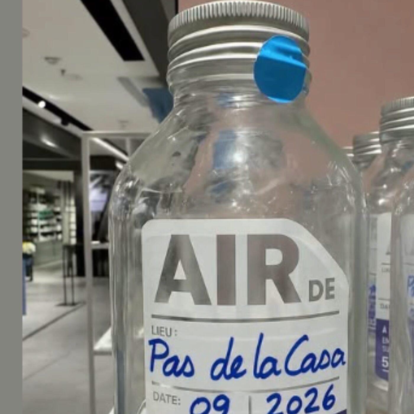 episode cover En Andorre, même l’air pur s’achète en bouteille